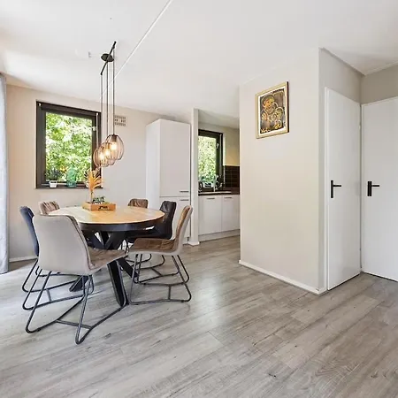Sfeervolle 8 Persoons Vakantievilla Met Tuin En Privacy In Ewijk! Ewijk