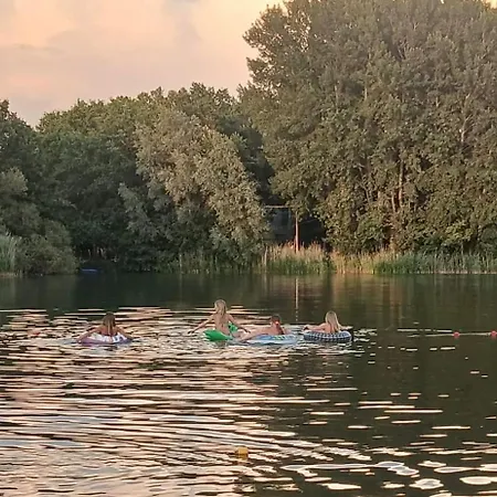 Ferienhaus Sfeervolle 8 Persoons Vakantievilla Met Tuin En Privacy In Ewijk! *