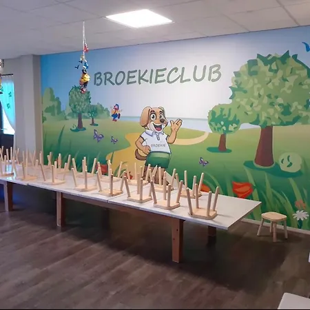 Ferienhaus Sfeervolle 8 Persoons Vakantievilla Met Tuin En Privacy In Ewijk!