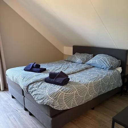 Ferienhaus Sfeervolle 8 Persoons Vakantievilla Met Tuin En Privacy In Ewijk!