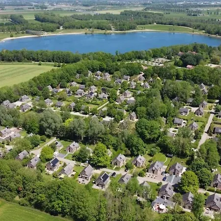 Ferienhaus Sfeervolle 8 Persoons Vakantievilla Met Tuin En Privacy In Ewijk! *