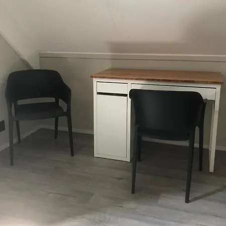 Sfeervolle 8 Persoons Vakantievilla Met Tuin En Privacy In Ewijk! Ferienhaus *