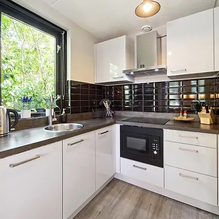 Sfeervolle 8 Persoons Vakantievilla Met Tuin En Privacy In Ewijk! *